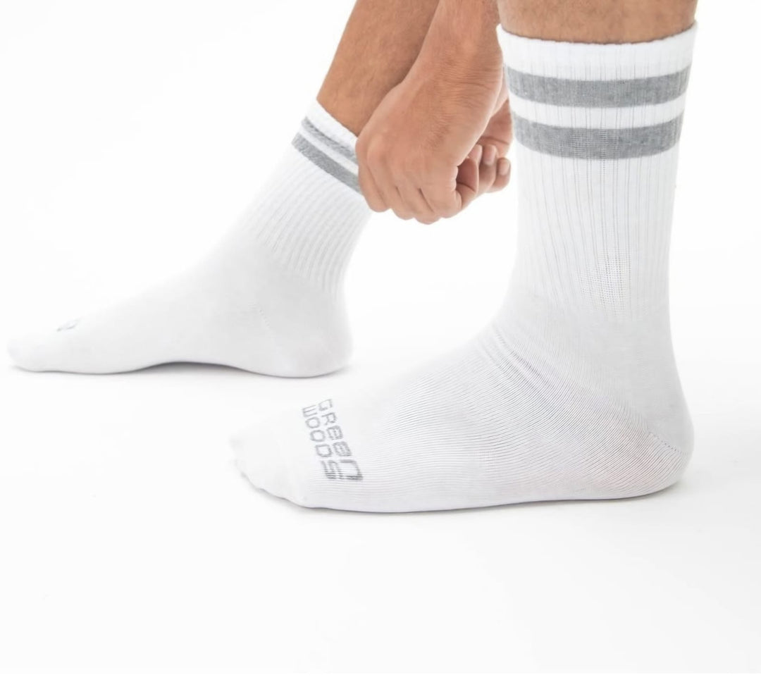 Half neck white socks